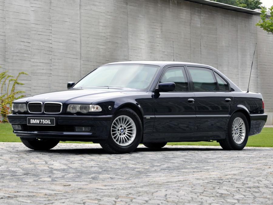  BMW 750iL Security 1998 года  (фото 3 из 5)